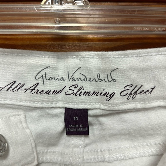 Gloria Vanderbilt All-around Slimming Effect stretch pants size 14 white capris - Picture 7 of 10